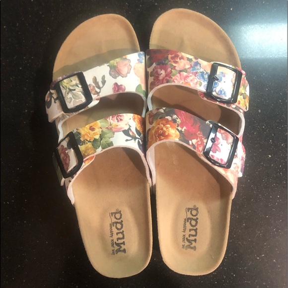 mudd floral sandals